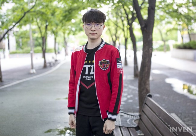 WE MET FAKER IN KOREA (real) 😯😯