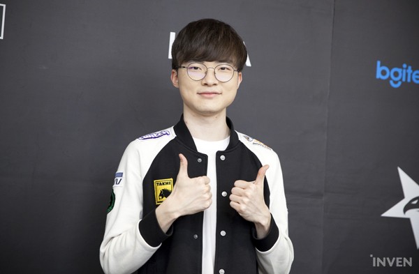 Faker cutie 💖⁣ #LeagueofLegends #LCK #esports #gaming #Faker #T1 #T1lol  #T1