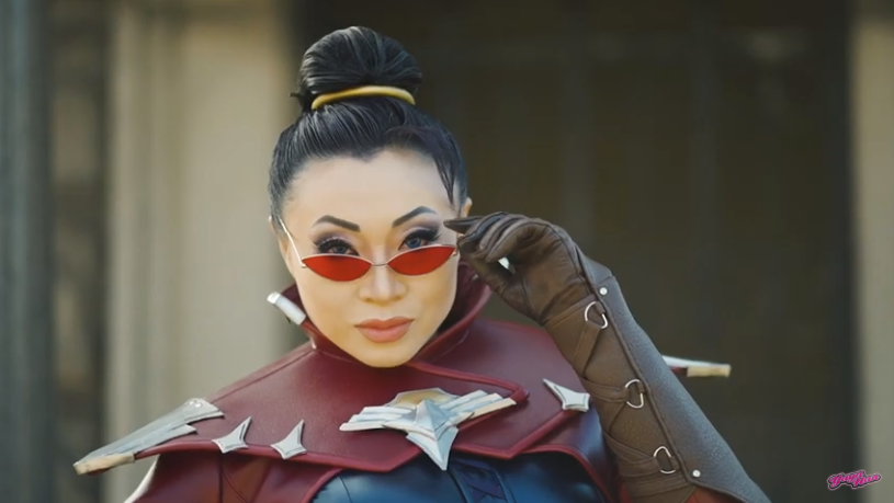 Yaya Han Creates Incredible Vayne Cosplay Costume From League Of 