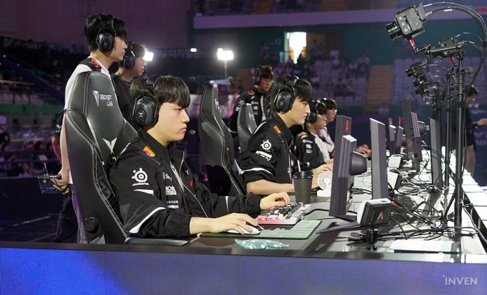 리그 오브 레전드 League of Legend : Clash of Fates
