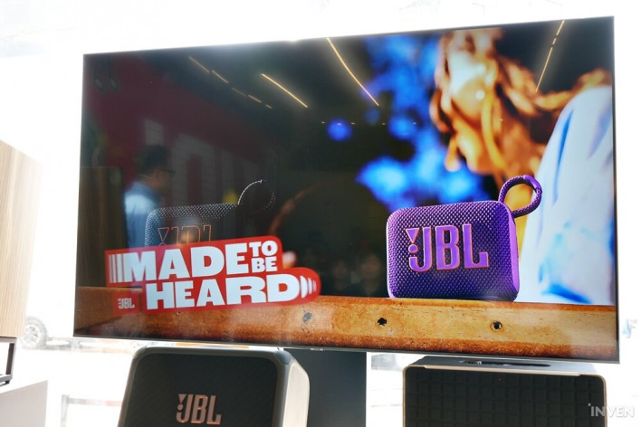 천만 원의 JBL 80주년 한정판 스피커, 사운드는 어떨까?