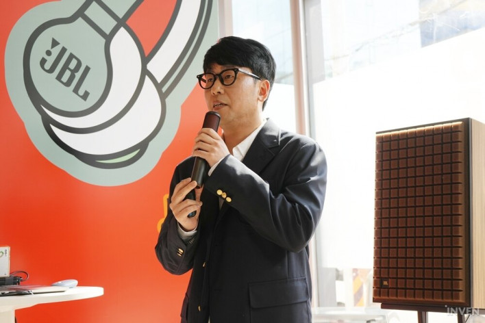 천만 원의 JBL 80주년 한정판 스피커, 사운드는 어떨까?