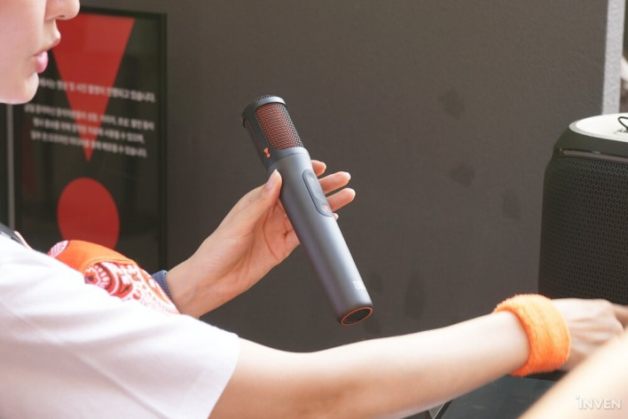 천만 원의 JBL 80주년 한정판 스피커, 사운드는 어떨까?