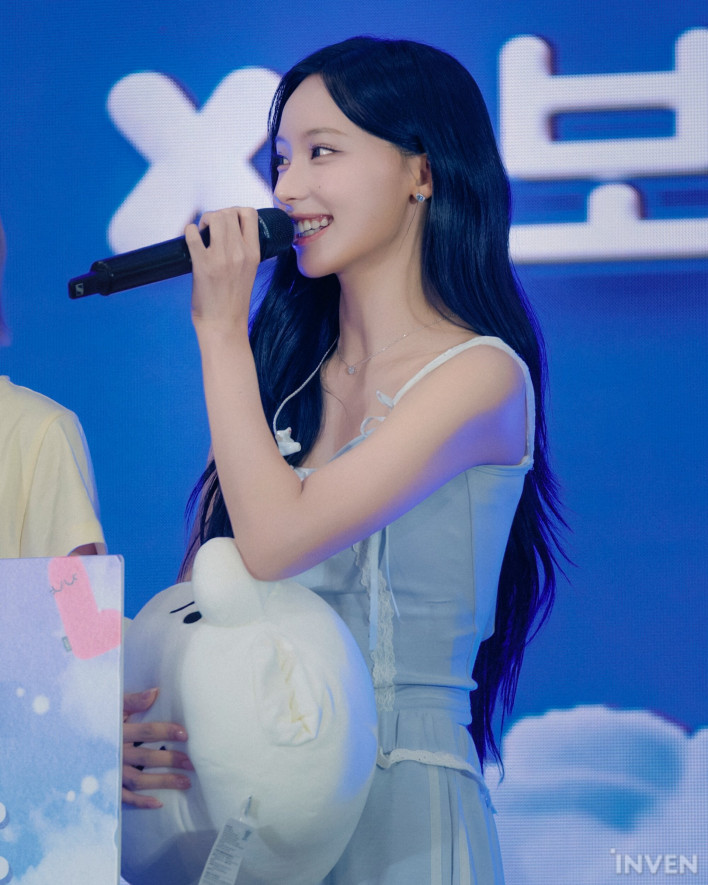 안녕하세요리센느입니다잘부탁드립니다