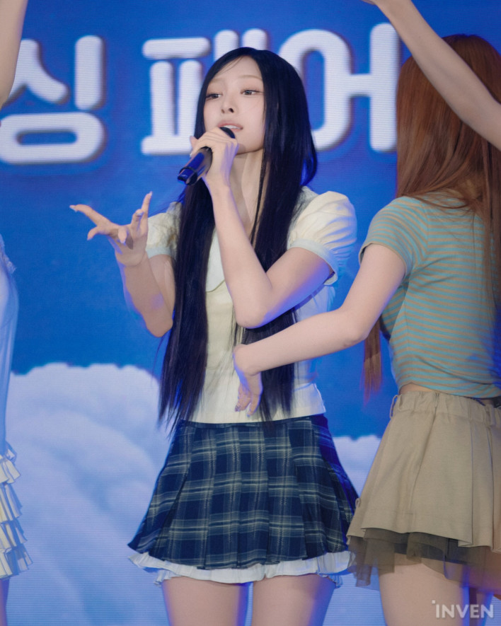 안녕하세요리센느입니다잘부탁드립니다