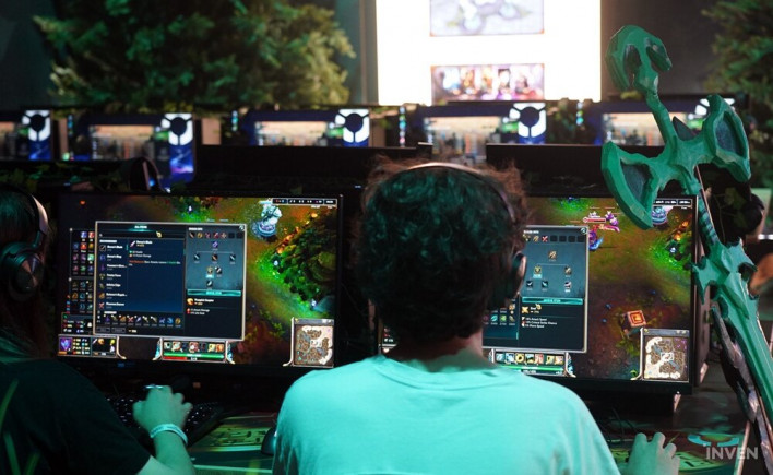 리그 오브 레전드 League of Legend : Clash of Fates