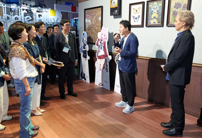 TGS 찾은 최휘영 문체부 장관, "K-게임 글로벌 진출 도울 것"