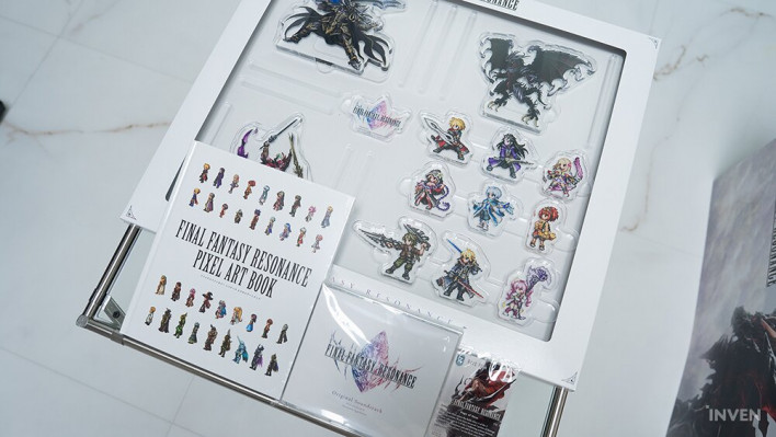 Final Fantasy Resonance salió a la venta con una edición de colección cargada de extras