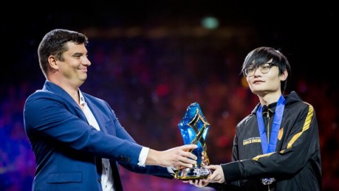 Worlds 2019] FPX Tian Wins Finals MVP: 