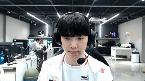 HLE Chovy: "Players have at least one champion that just doesn't fit them, and that champion for me, is Syndra."