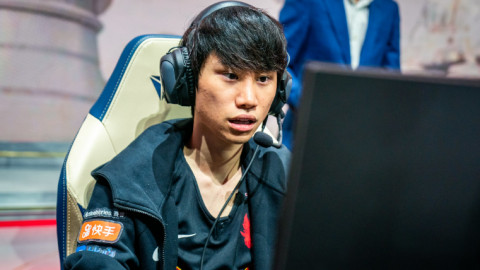 FunPlus Phoenix mid laner Doinb tops Peter Dun & IWDominate's top 25 players at Worlds 2021 list