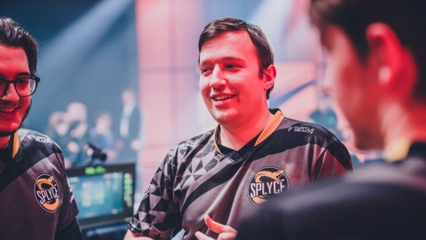 Vizicsacsi joins PEACE as replacement top laner for Worlds 2021