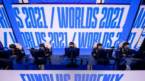 How and why FunPlus Phoenix was dead on arrival at Worlds 2021: An autopsy