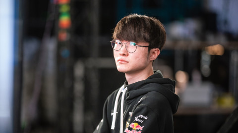 The T1 “cards” that stopped EDG at Worlds 2021