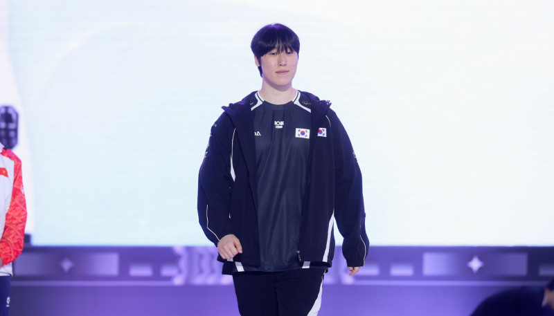 Zeka' Starts in 'LoL' Final South Korea Chases Gold Medal